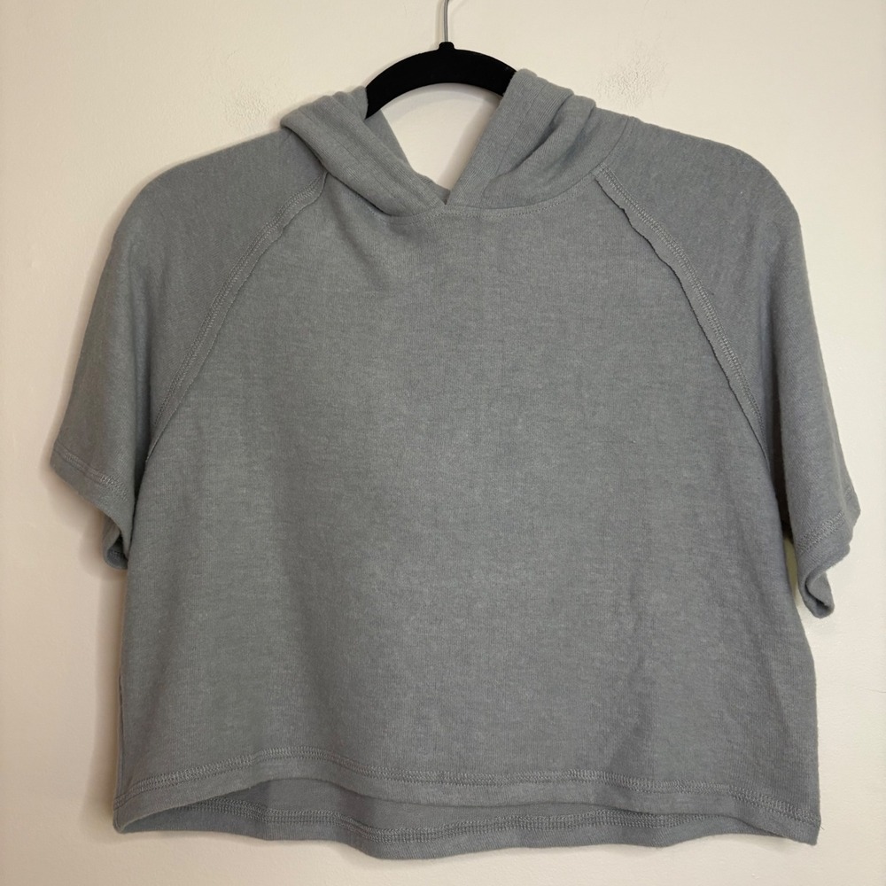 Mono B Gray Short‎ Sleeve Hoodie Top Size M Raglan Pullover Cropped Comfy Soft